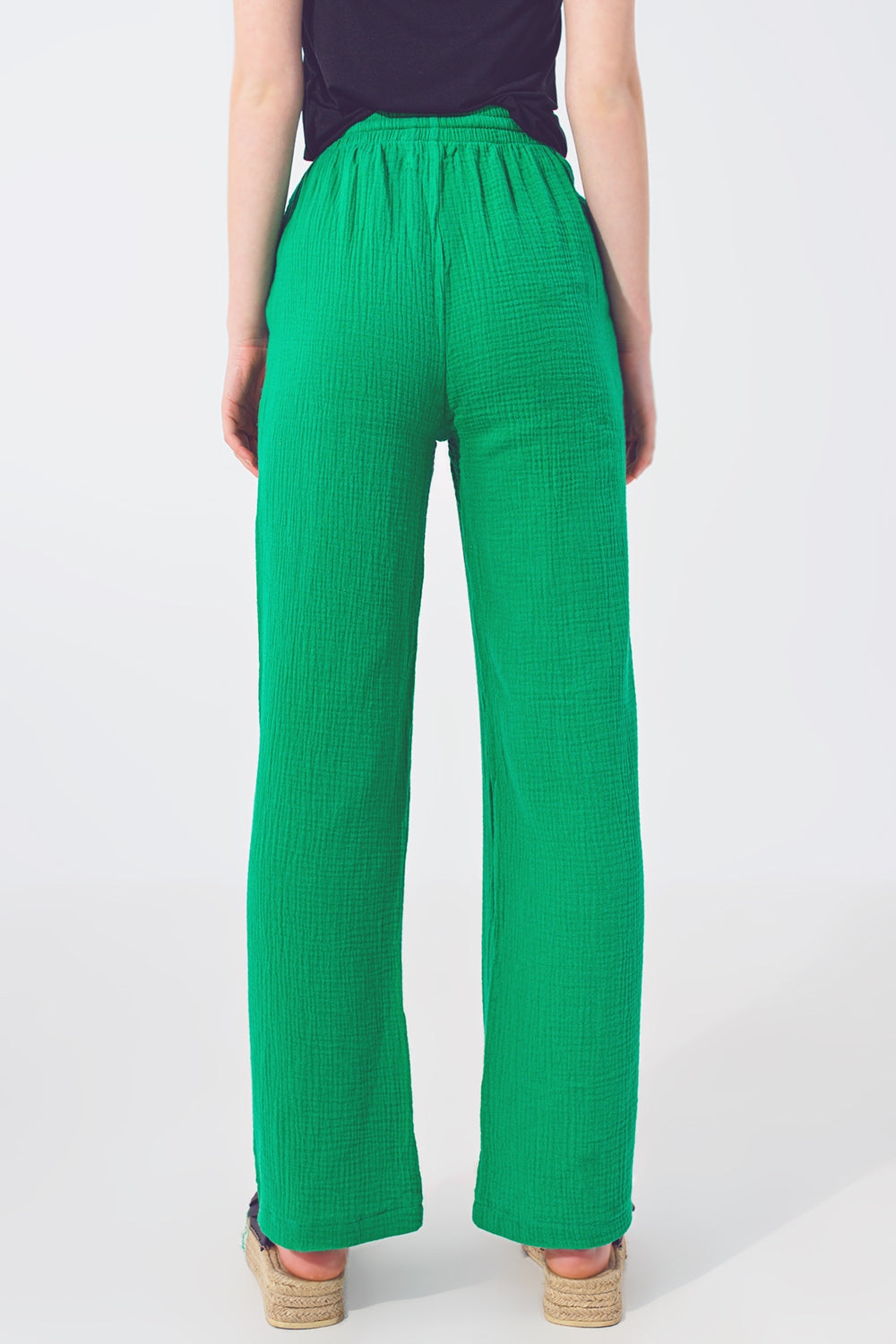 Pantalón Texturizado de Corte Holgado en Verde
