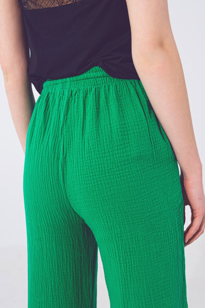 Pantalón Texturizado de Corte Holgado en Verde