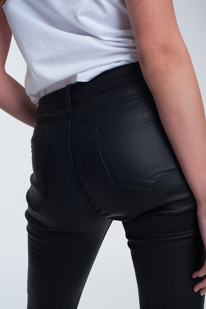 Pantalones ajustados de talle alto en negro