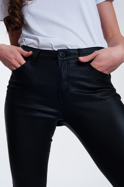 Pantalones ajustados de talle alto en negro