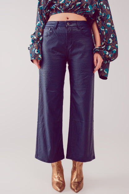 Pantalones azules  de pernera ancha de cuero sintético