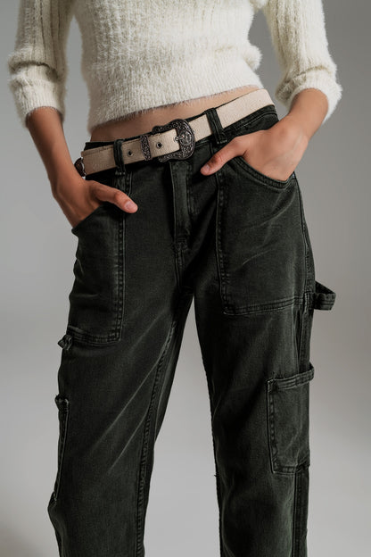 Pantalones cargo de pierna recta en verde oscuro