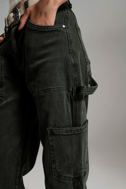 Pantalones cargo de pierna recta en verde oscuro