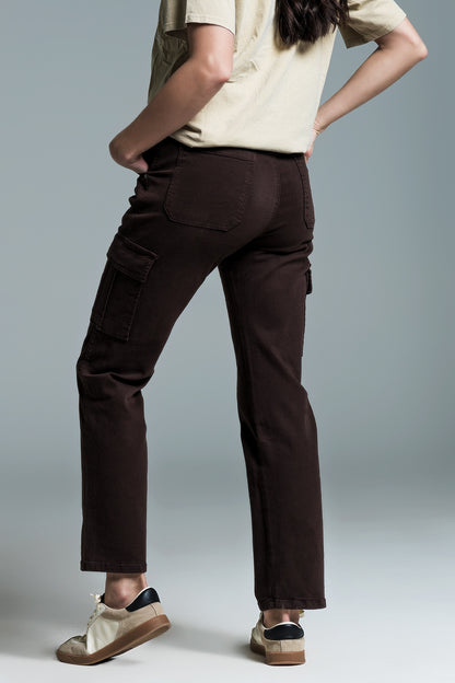 Pantalones cargo relajados en marrón oscuro