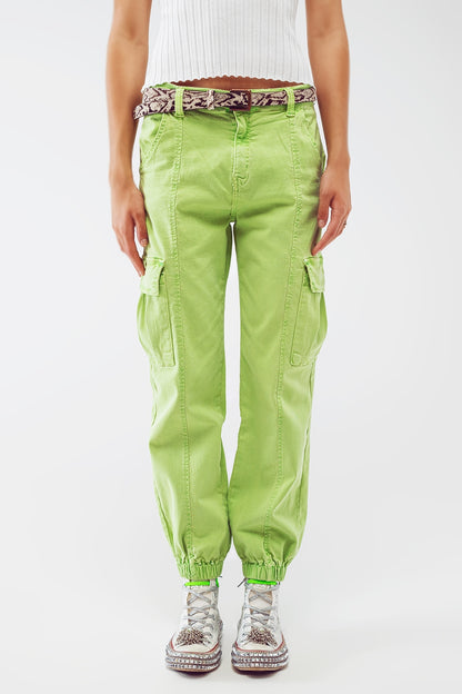Pantalones cargo verde menta con cintura y dobladillo elásticos