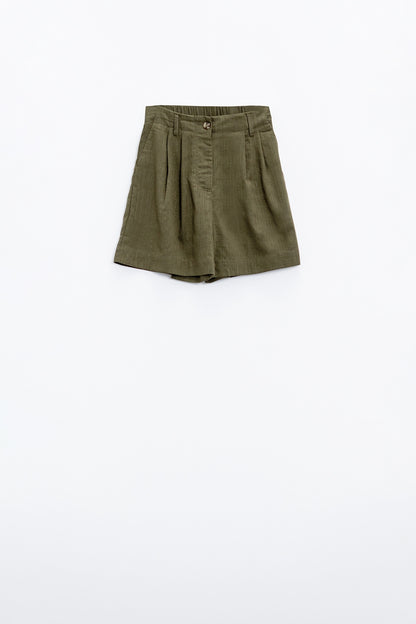 Pantalones cortos caqui con bolsillos y cintura elástica