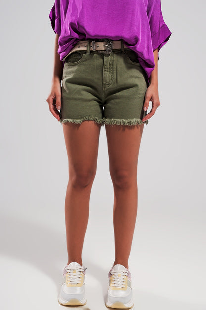 Pantalones cortos de color caqui