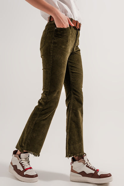 Pantalones de campana color verde de pana