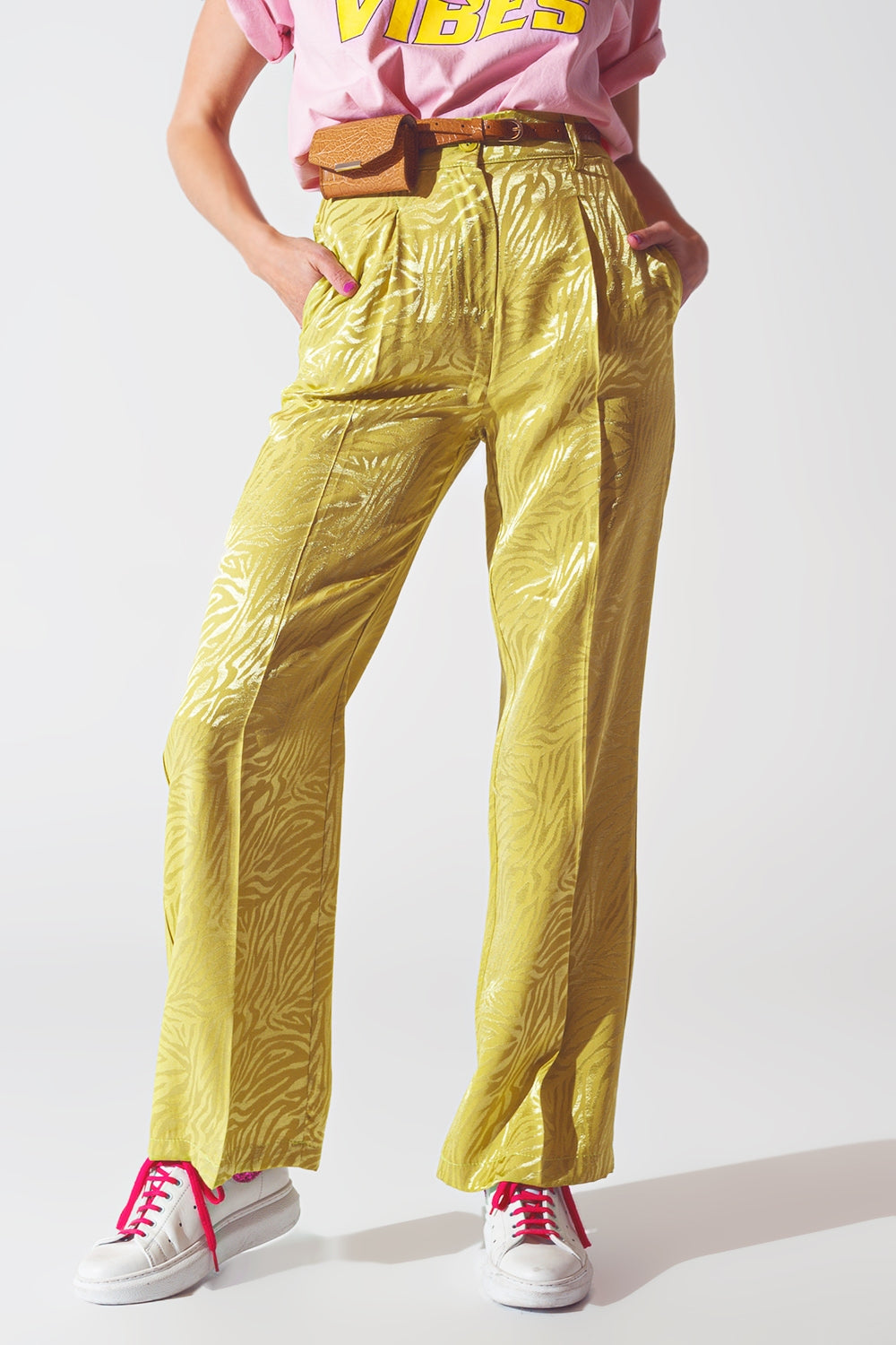 Pantalones de estampado de cebra de corte holgado en verde