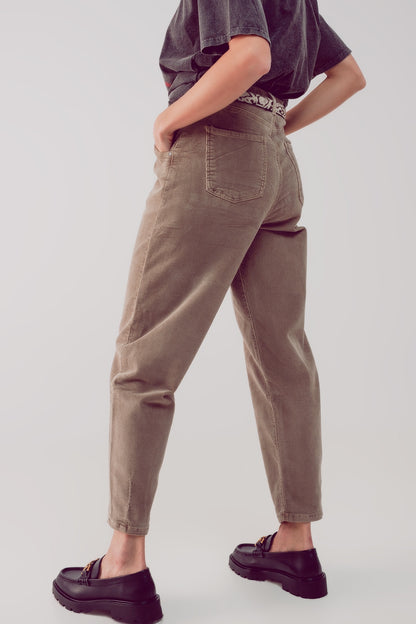 Pantalones de pana slouchy de talle alto en beige