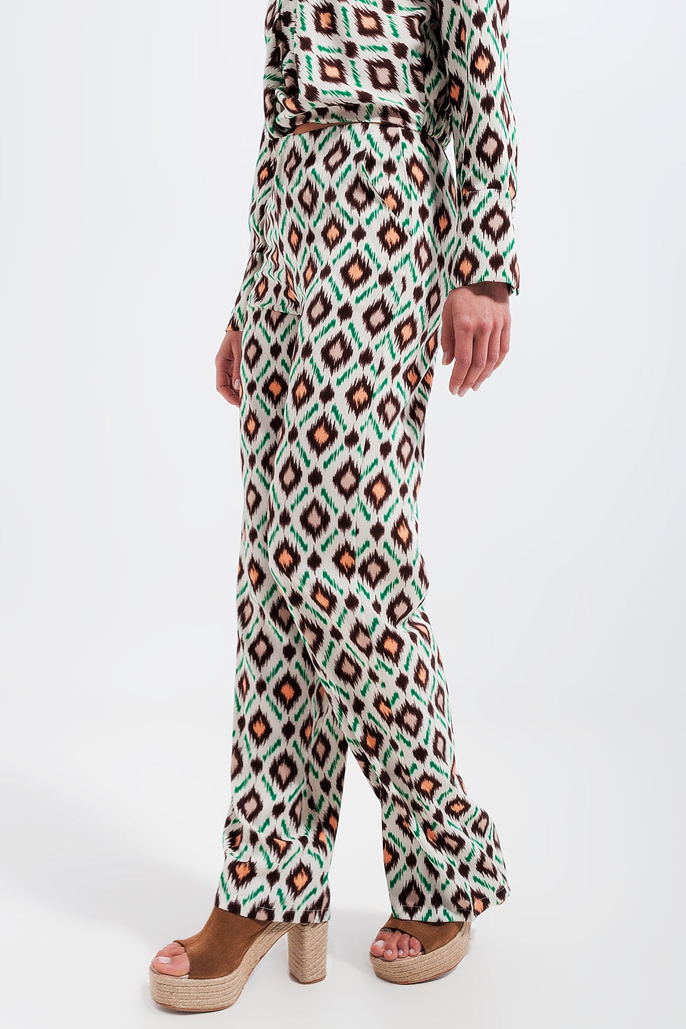 Pantalones de pernera ancha con estampado geométrico
