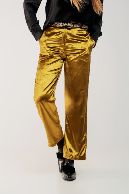 Pantalones de pernera recta en terciopelo en lima