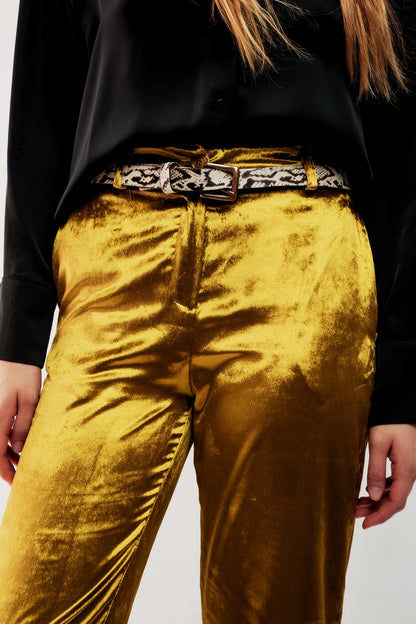 Pantalones de pernera recta en terciopelo en lima