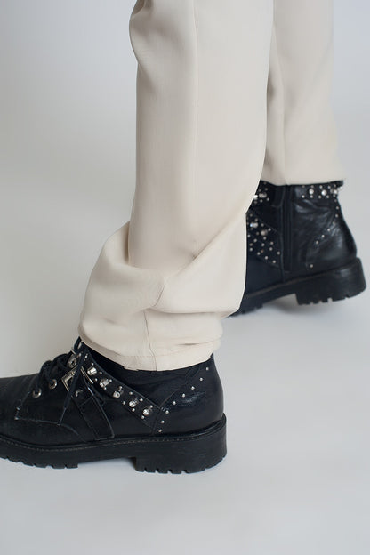 Pantalones finos con lazada en la cintura en beige