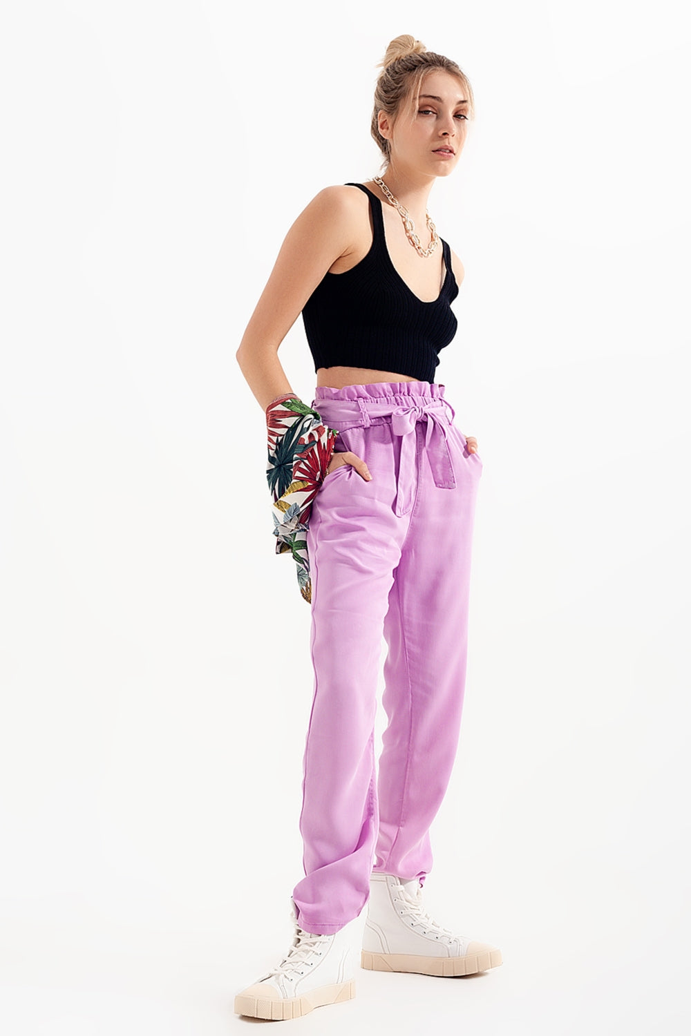 Pantalones finos con lazada en la cintura en morado