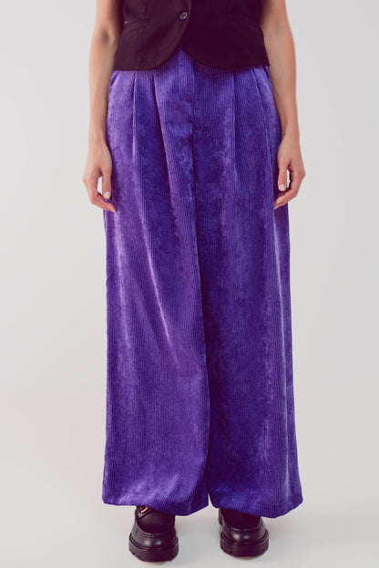 Pantalones morados de pernera ancha de pana