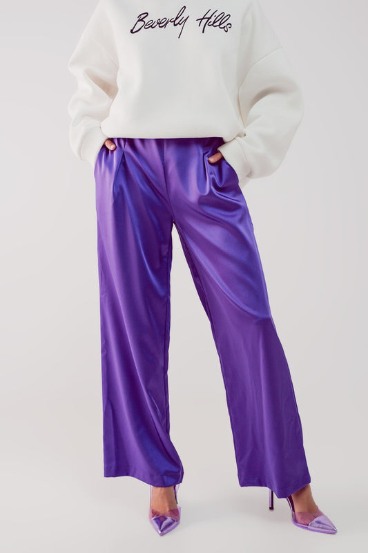 Q2 Pantalones morados de pernera ancha de satén
