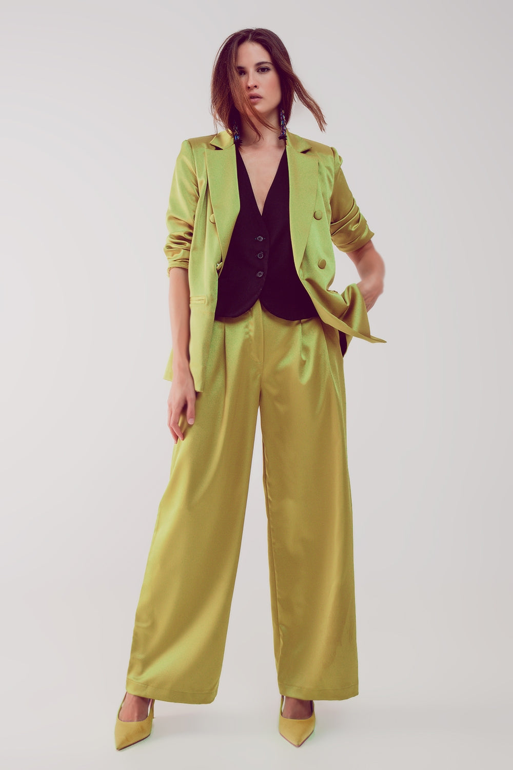 Pantalones palazzo con pinzas en lima