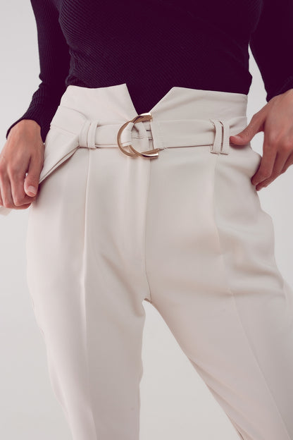 Pantalones pitillo crudos con cintura estilo paperbag