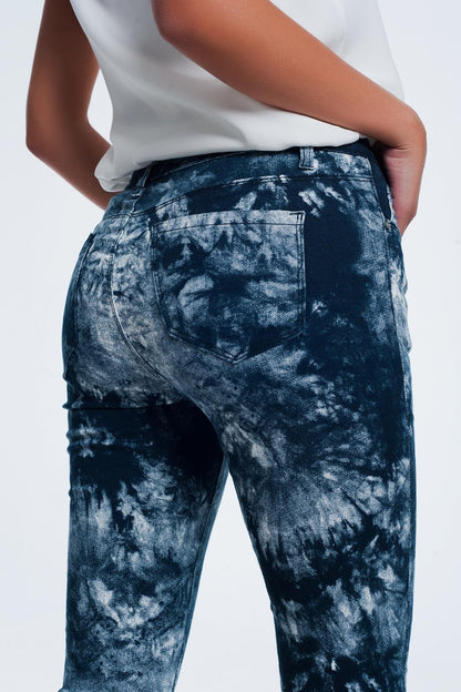 Pantalones pitillo teñidos de azul