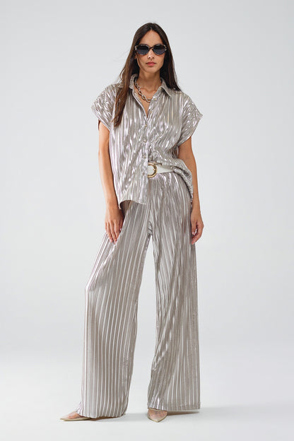 Pantalones plisados plateados con cintura elástica