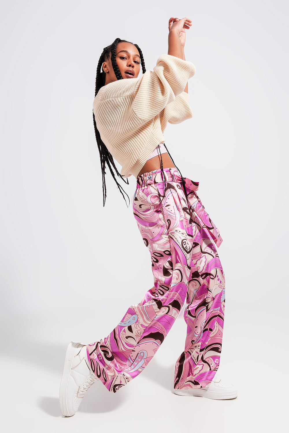 Pantalones rosa de pernera ancha con cinturón