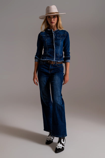 Pantalones vaqueros de pierna ancha estilo años 70 en azul lavado medio