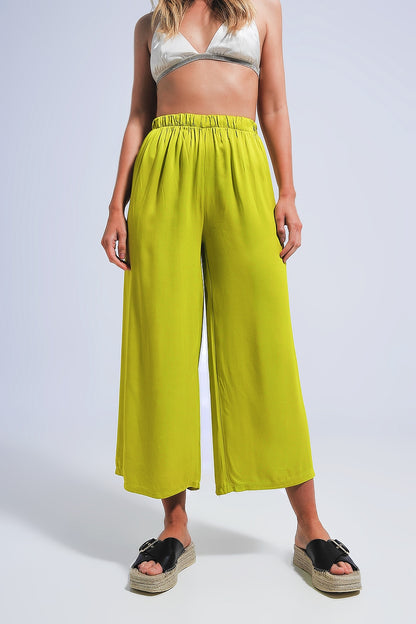 Pantalones verdes de pernera ancha de satén