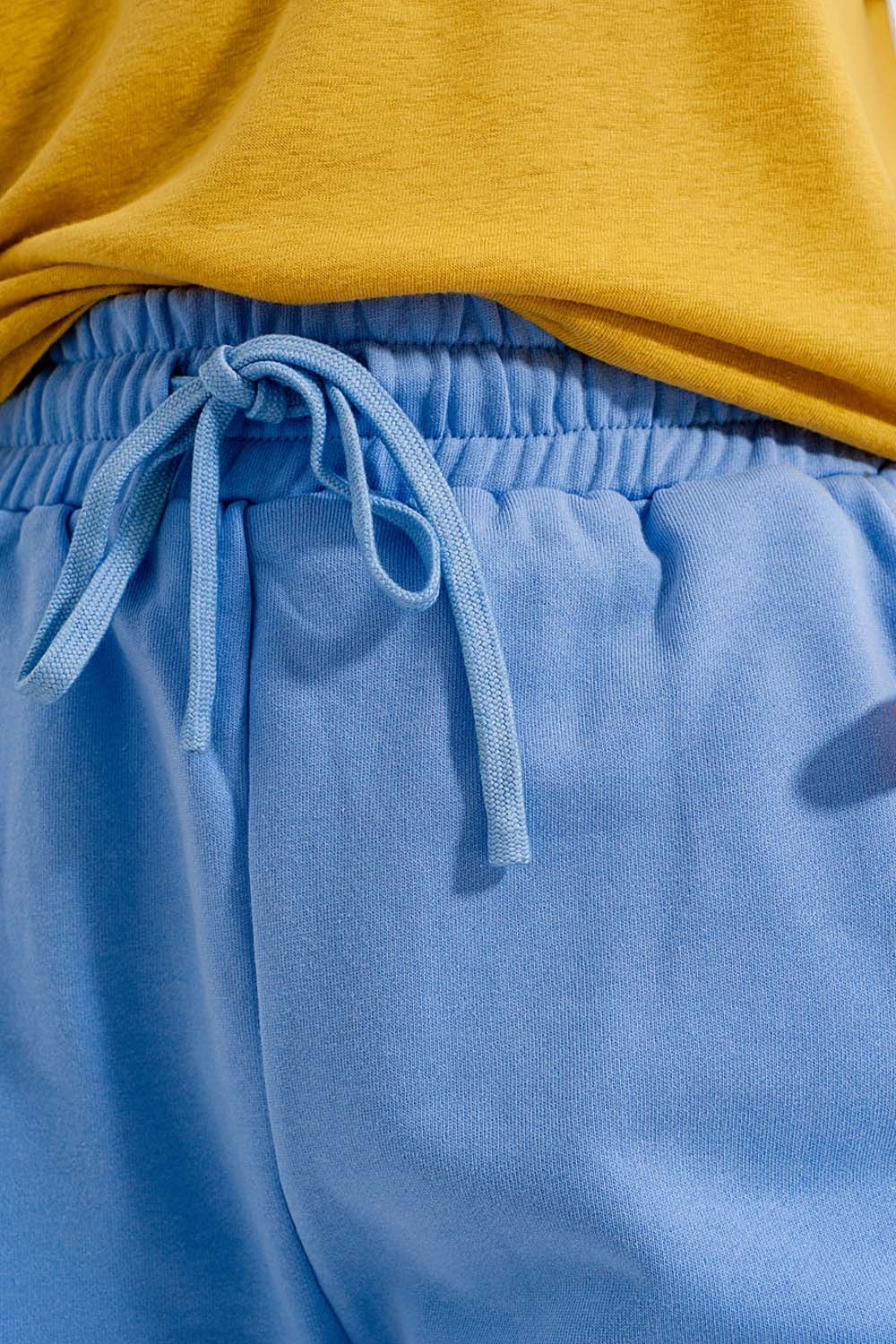 Shorts cortos azul de corte slim de punto