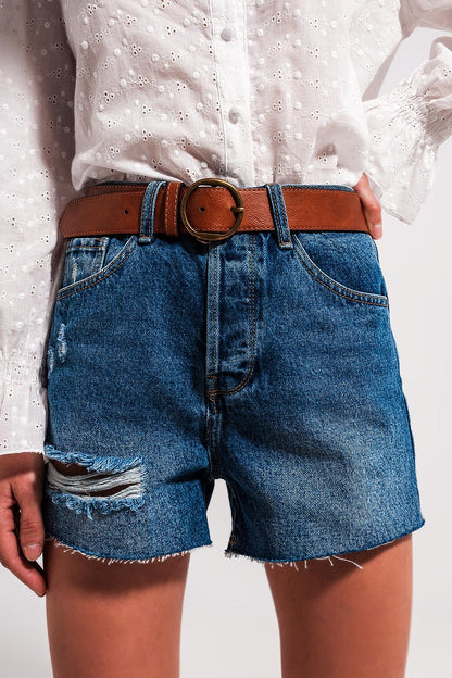 Shorts vaqueros con lavado medio de talle alto con diseño rasgado