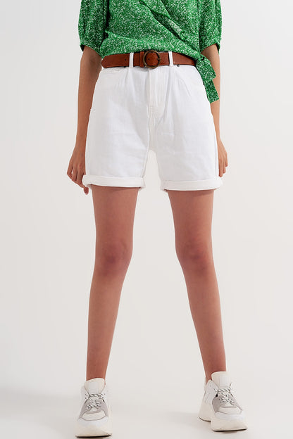 Q2 Shorts vaqueros Mom en blanco