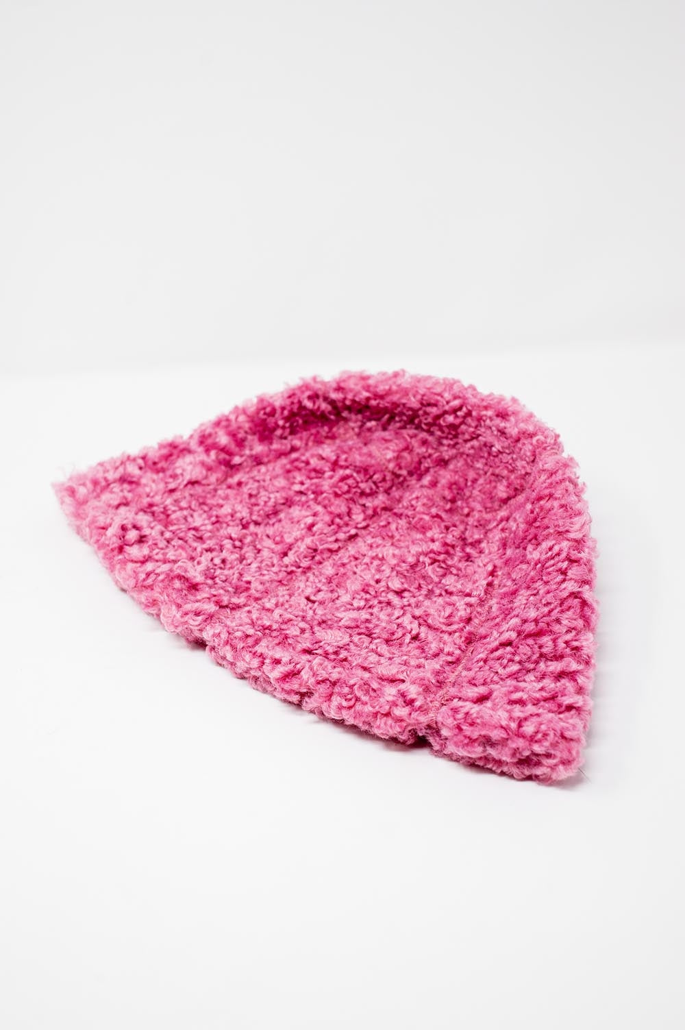 Sombrero de pescador fucsia de borreguito