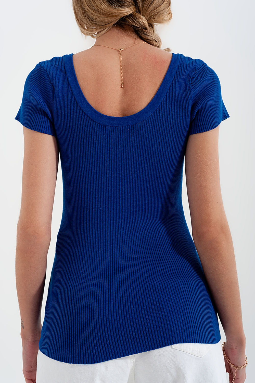 Sueter ajustada de punto de canalé con cuello redondo en azul