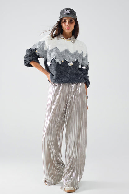 Suéter con diseño de espiga y detalles de lentejuelas en gris