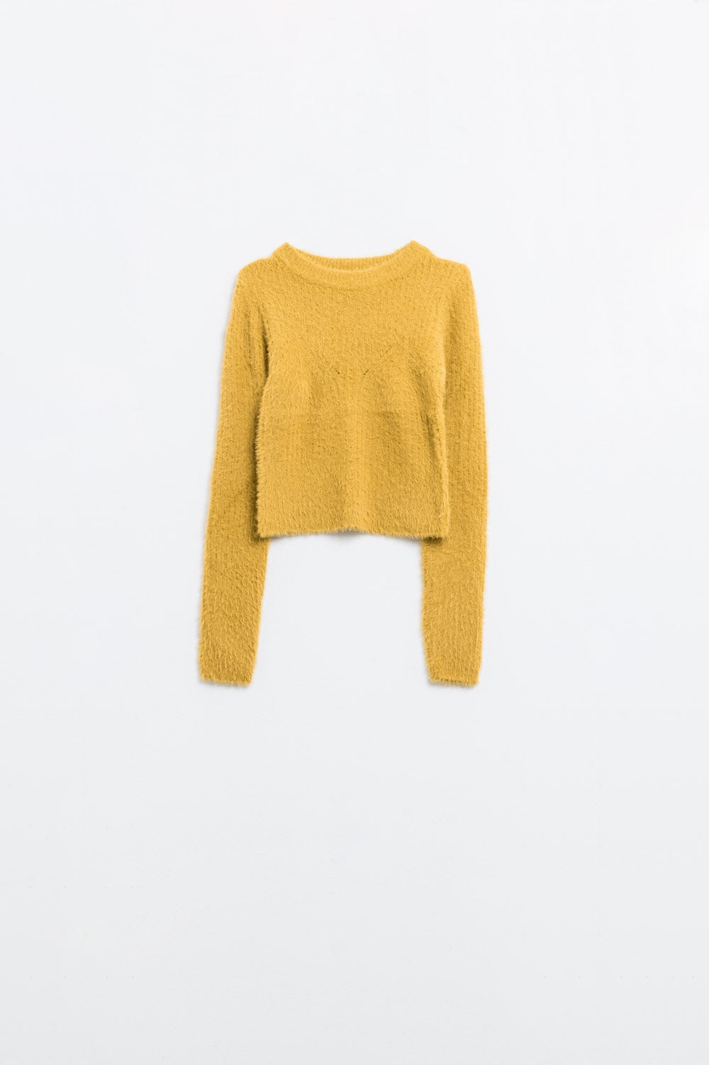 Q2 Suéter corto con detalle de costuras en amarillo