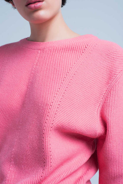 Sueter rosa con cuello redondo motivo a rayado