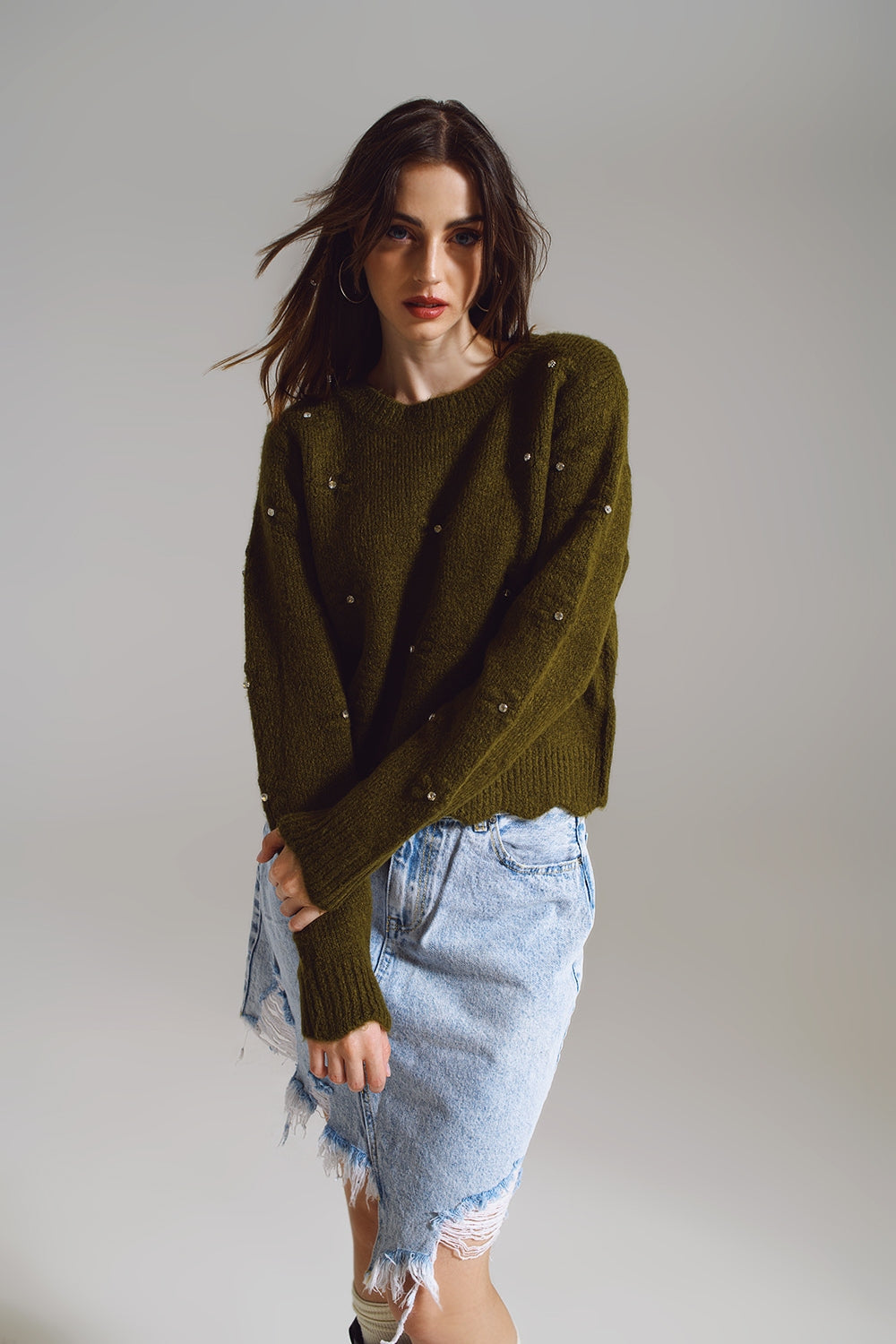 Sweater con Flores Tejidas y detalles de strass en khaki