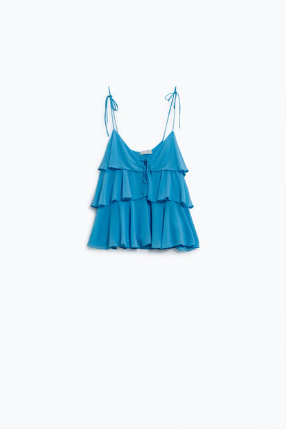 Top de volantes con tirantes finos en azul