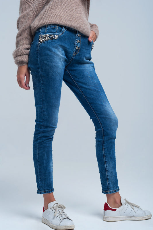 Q2 Vaquero boyfriend azul con perlas