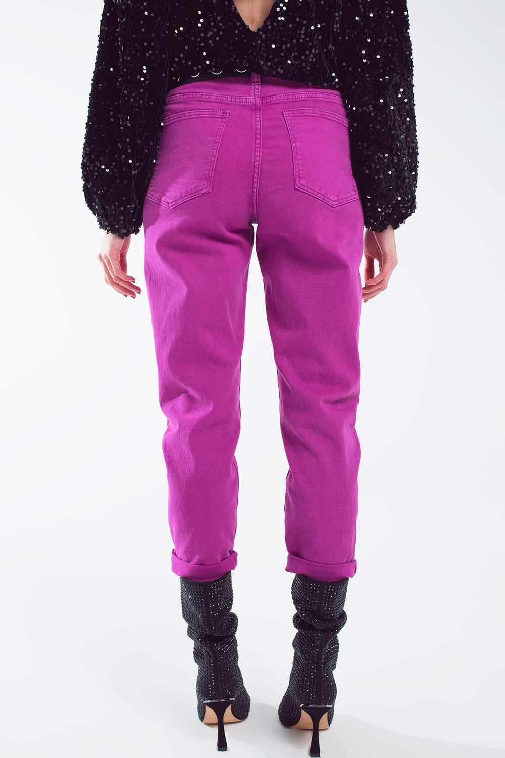 Vaquero slouchy de algodón de talle medio en magenta