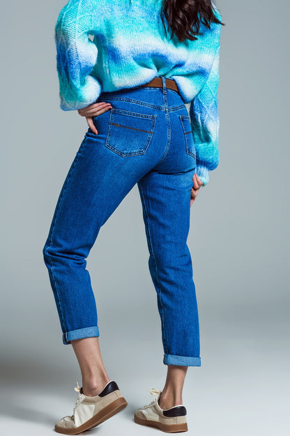 Vaqueros ajustados básicos de denim elástico en lavado medio