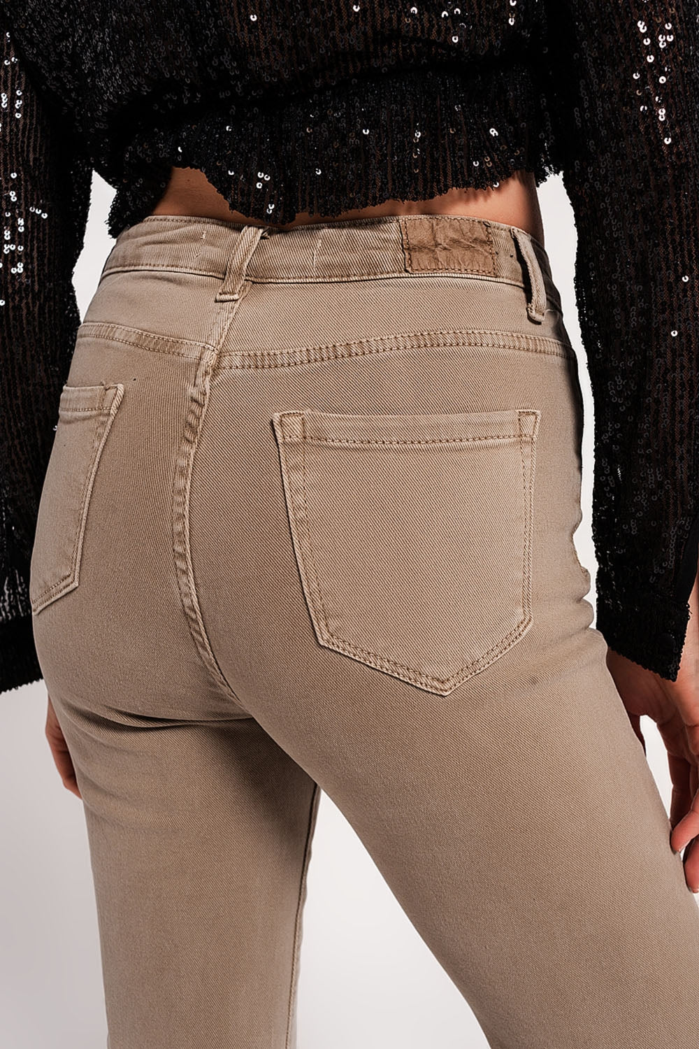 Vaqueros beige de campana