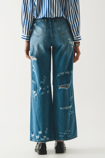Vaqueros boyfriend desgarrados en azul