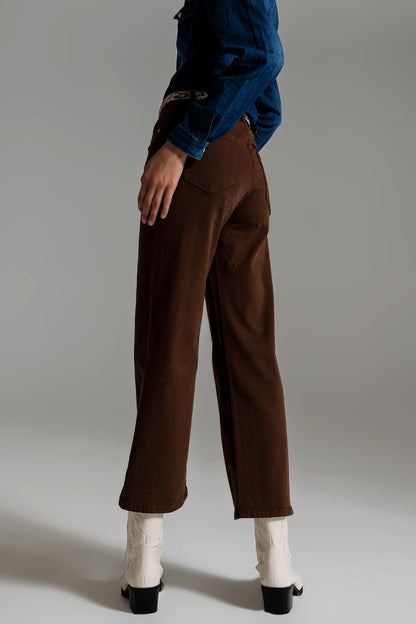 Vaqueros capri color marron de pernera ancha