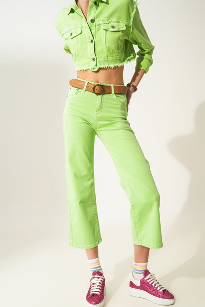 Vaqueros capri color verde acido de pernera ancha