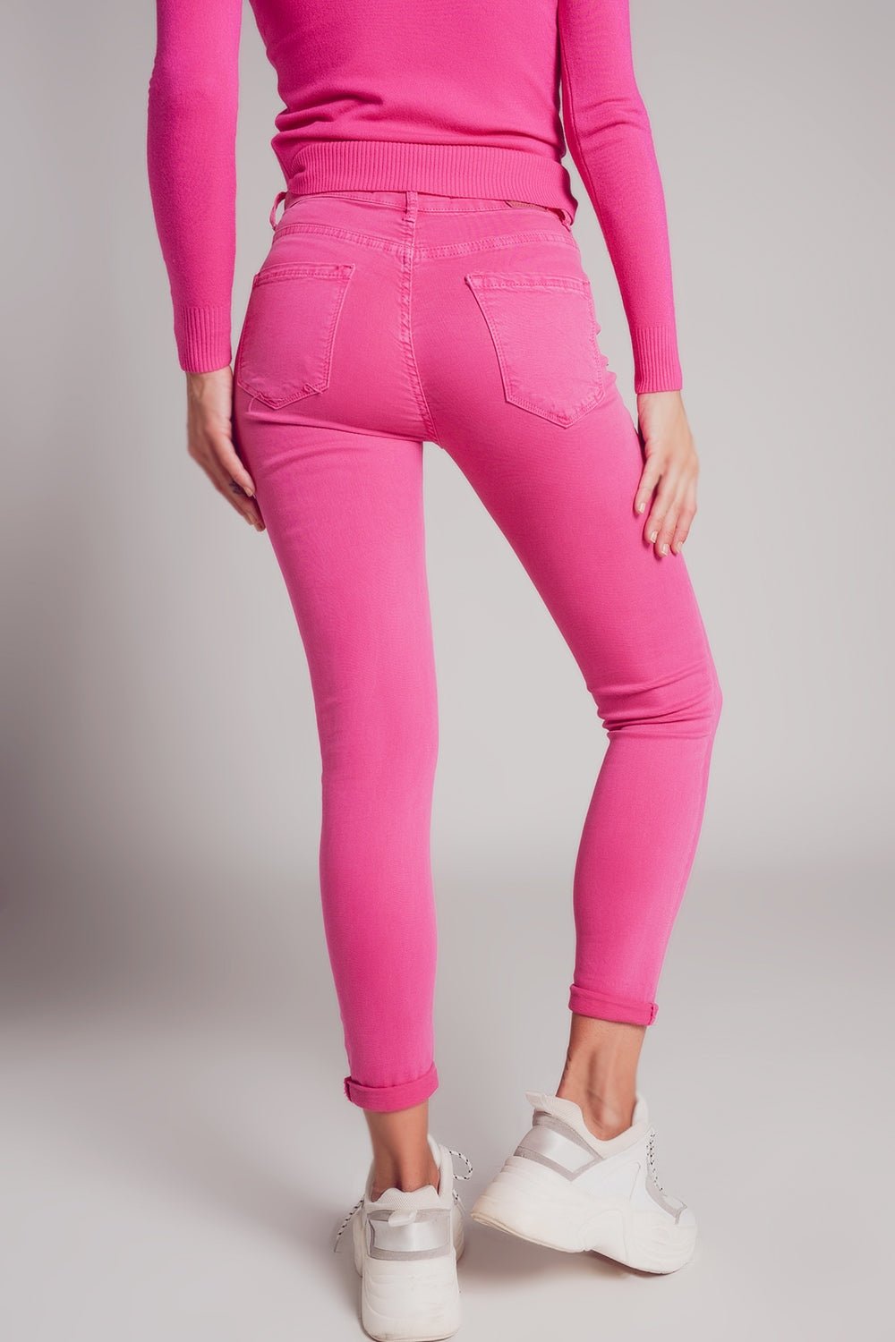 Vaqueros de talle alto color fucsia