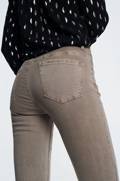 Vaqueros de talle alto en color beige