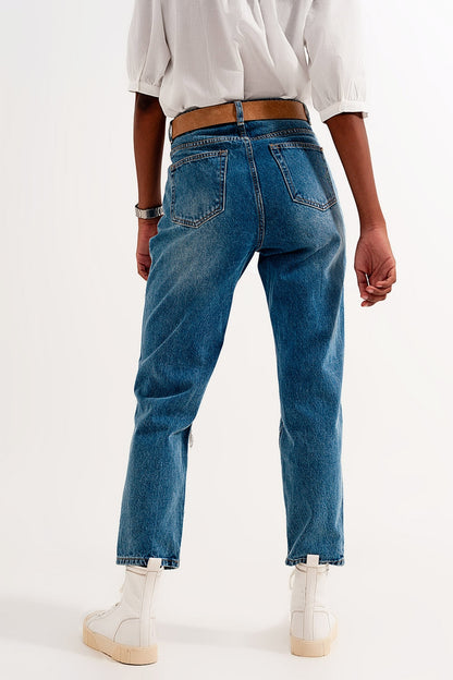 Vaqueros mom azules con rotos