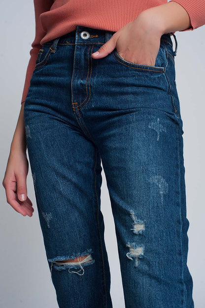 Vaqueros Mom de corte slim y talle alto con rotos en la parte frontal en azul