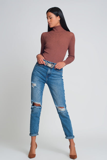 Vaqueros mom de talle alto con rodillas rotas en azul oscuro lavado